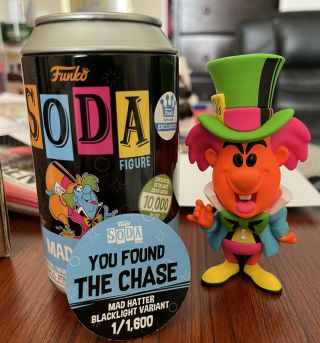 Funko Soda Figure Chase Black Light Alice In Wonderland Mad Hatter Chase 1/1,  600