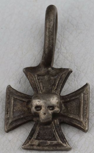 Wwii 1939 German Ww2 Iron Cross Germany Pendant Skull Sterling Silver 800 Award