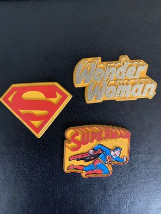 (2) Superman And (1) Wonder Woman Magnets Vintage - Collectibles