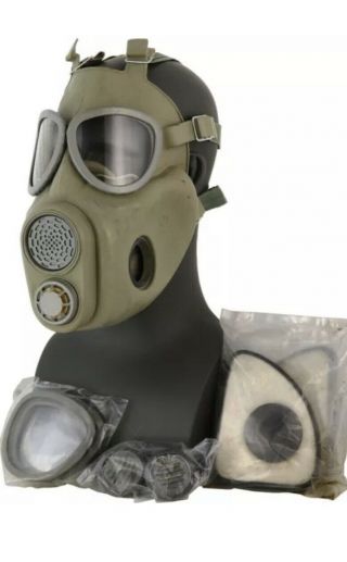 Czech M10 Gas Mask Military Surplus Nbc Full Face W/ Filters Survival