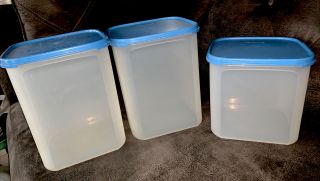 3pc Tupperware Modular Mates (2) 23 Cup 1622 With Blue Lid/seal 1623 & 1621