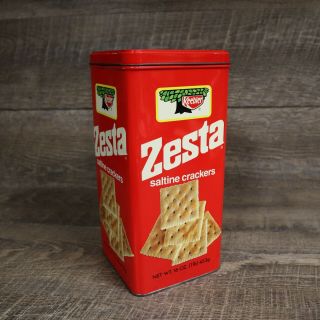 1981 Keebler Zesta Saltine Crackers Metal Tin (empty)