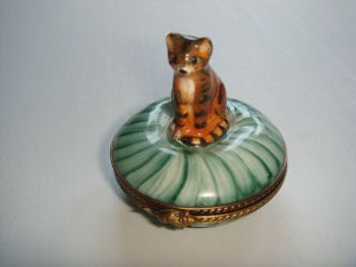 Limoges Hinged Trinket Box - Tiger Cat Sitting On Cushion