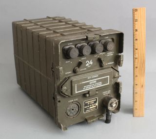 Us Military Army Truck Signal Corps Radio Transmitter Power Supply