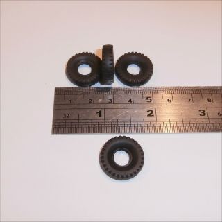Dinky Toys Tires Early Truck 1950 ' s & 60 ' s models 4 Black Tyres Pack 5 3