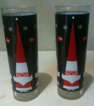 Two Dairy Queen Dq Holt Howard 7 " Tall Christmas Santa Glasses