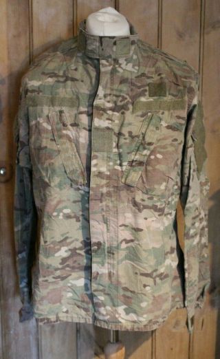 Medium Regular Us Army Combat Uniform Acu Jacket Shirt