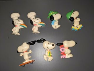 7 - Vintage Snoopy Refrigerator Magnets - Peanuts 1958 - 66 United Feature Syndicate
