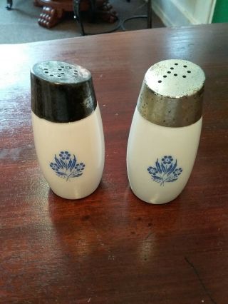 Vintage Westinghouse Gemco Cornflower Blue Salt And Pepper Shakers