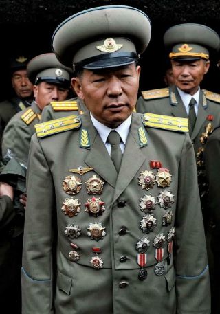 Order of Soldier ' s Honor Type 4 prev Awarded Chinese People ' s Volunteer Army PVA 2