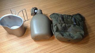 Us Military Water Canteen With Cover & Canteen Cup Butterfly - 1 Qt Item 50