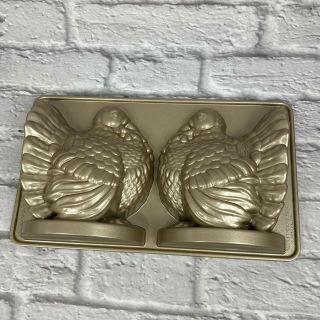 Nordic Ware Thanksgiving 3d Turkey Cake Pan Mold 10 Cups 2.  4 Liters Non - Stick