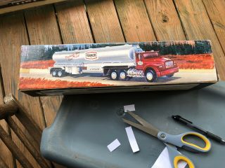 Texaco 1975 Fuel Tanker Truck 1995 Edition Toy 18 Wheeler Tractor Trailer Gift