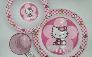 Vintage (2001) Trudeau Sanrio Hello Kitty 4 Piece Melamine Kids Dinner Set