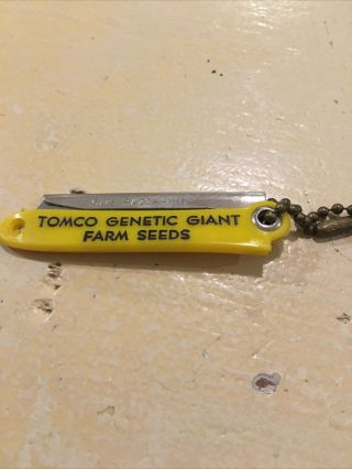 Vintage Advertising Agriculture Seed Knife Keychain Tomco Genetic Giant