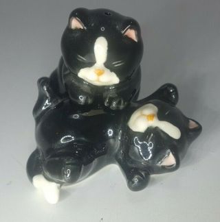 Vintage Takahashi Playful Kitten Salt And Pepper Shakers Black