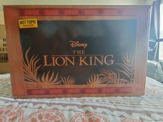 The Lion King Funko Pop Hot Topic Exclusive Scar Set