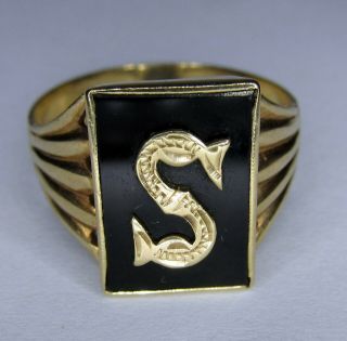 9ct Gold Vintage Initial " S " Ring - Bigger Than Most - Size X - Unisex.  A39