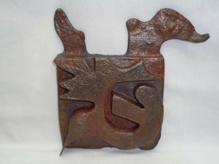 Vtg Mcm Brutalist Cast Iron Metal Object Paperweight Or Plaque Wall Decor ?
