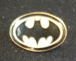 Vintage Batman Bat Signal Lapel Pin 1 Inch 1989
