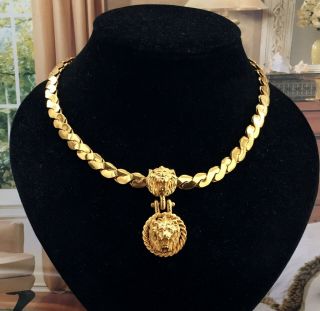 Vtg Anne Klein Lion Door Knocker Necklace Gold Tone Designer Couture Runway Rare