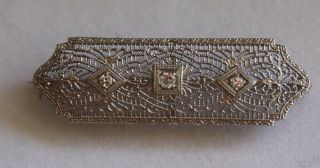 Edwardian 18k White Gold Filigree Bar Pin With 3 Diamonds