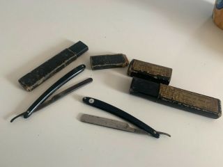 2 Vintage Razors With A Black Handles In Their Box