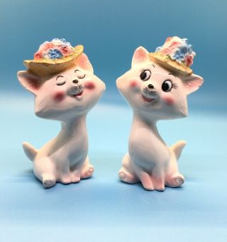 Vintage Kitty Cats In Fancy Bonnets Salt And Pepper Shakers Japan