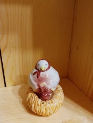Vintage Chicken Hen On A Nest Salt And Pepper Shakers