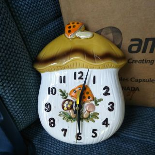 Vintage 1978 Ceramic Merry Mushroom Wall Clock Japan