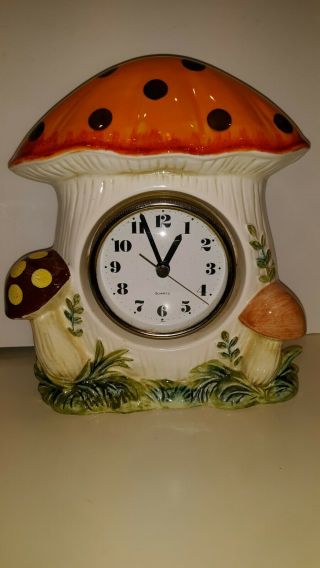 Merry Mushroom 1978 Ceramic Wall Clock Sears Roebuck Japan