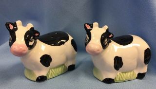 Vtg Set Ceramic Holstein Cow Salt & Pepper,  Black & White Collectible