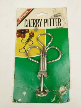 Vintage Cherry Pitter / Olive Stoner 2248 (g&s Metal Product Co. ) Hong Kong