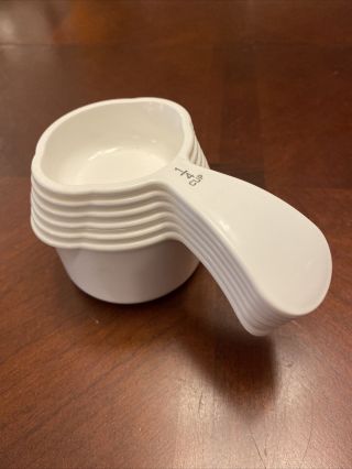 Tupperware Set (6) Nesting Measuring Cups Curved Handle White 3478c Usa Euc