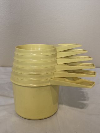 Vintage Tupperware Measuring Cups Yellow Set Of 6 Complete