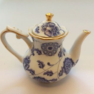Vintage Nantucket Miniature Porcelain Blue And White Floral Teapot Gold Trim
