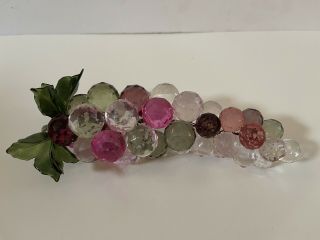 Vtg Purple Pink & Clear Faceted Lucite Acrylic Grape Cluster Green Leaves 6 - 8”