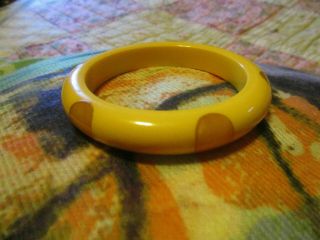 Old Fashion Six Dot Bakelite Bracelet,  Cream And Butterscotch Early Colors