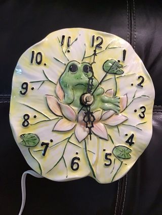Retro Frog On Lily Pad Ceramic Wall Clock - Cute