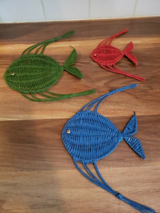 Vtg Wicker Rattan Fish Set Of 3 Woven Wall Decor Blue,  Green,  Red