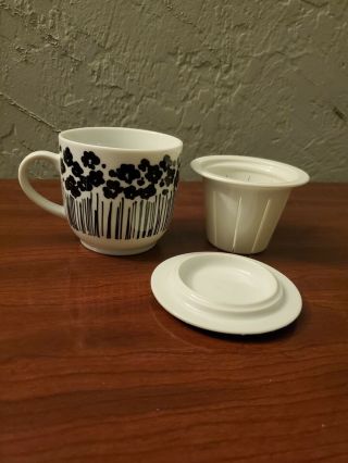 Domino Toscany Japan Tea Cup With Lid And Strainer Polka Dot Black And White