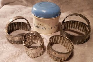 Vintage Retro Tala Pastry Cutters Blue & Cream Tin With 4 Cutters