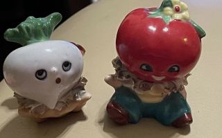 Vintage Anthropomorphic Tomato & Turnip Head People Salt Pepper Shaker Japan