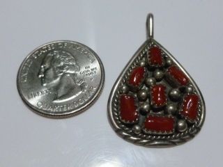 NAVAJO VINTAGE RED CORAL STERLING SILVER ESTATE WOMENS NECKLACE PENDANT 1 5/8 
