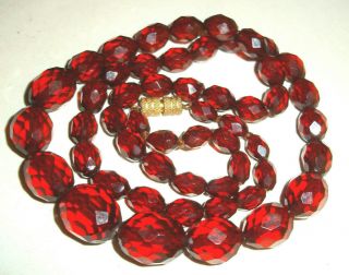 Rare Art Deco Graduated String Red Cherry Amber Bakelite Beads 53 Beads 35gr