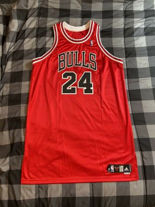 Tyrus Thomas Chicago Bulls Game Worn 2006 - 07 Red Jersey Adidas 54 Signed