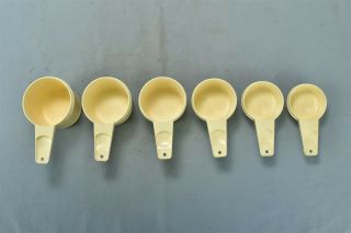 Vintage Set Of 6 Tupperware Warm Cream/tan Stacking Measuring Cups 1/4 - 1 01874