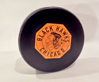 Vintage 1958 - 62 Art Ross Chicago Black Hawks Nhl Hockey Puck Tyer Rubber Reverse