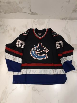 Vancouver Canucks Game Worn Navy Orca Style Jersey 67 Medak