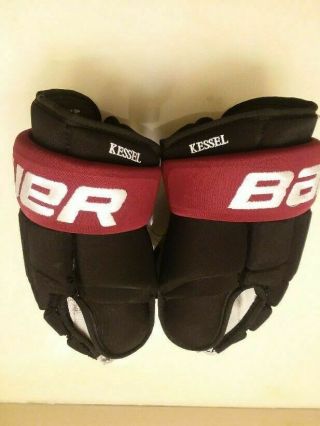 Arizona Coyotes Phil Kessel Game - Worn Bauer 13 - Inch Gloves Name On Cuffs 2020 - 21